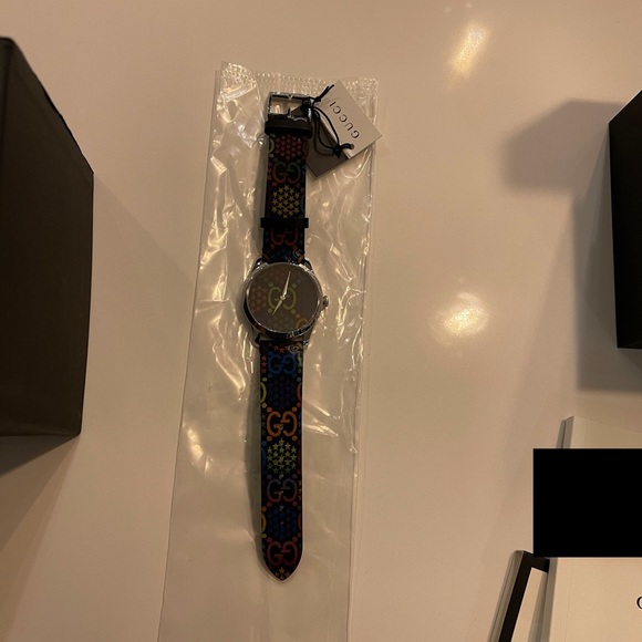 GUCCI Psychedelic G-Timeless Watch 38mm Unisex - Picture 6 of 14